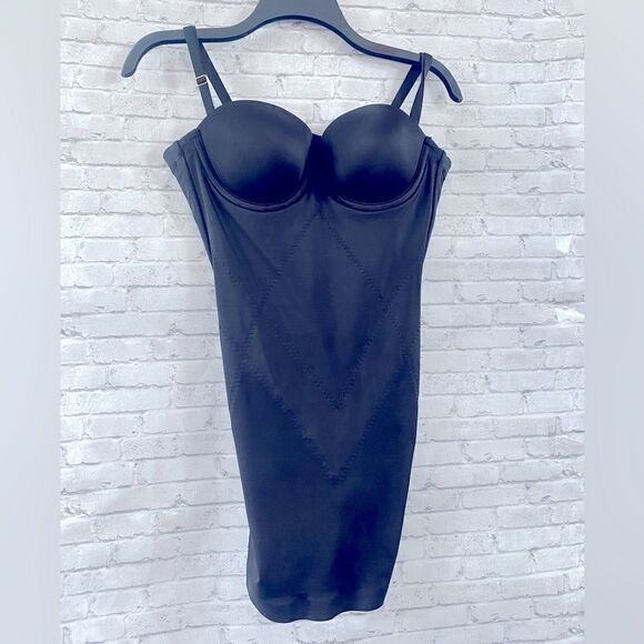 Victoria’s Secret Shapewear sz 36B - Picture 1 of 5